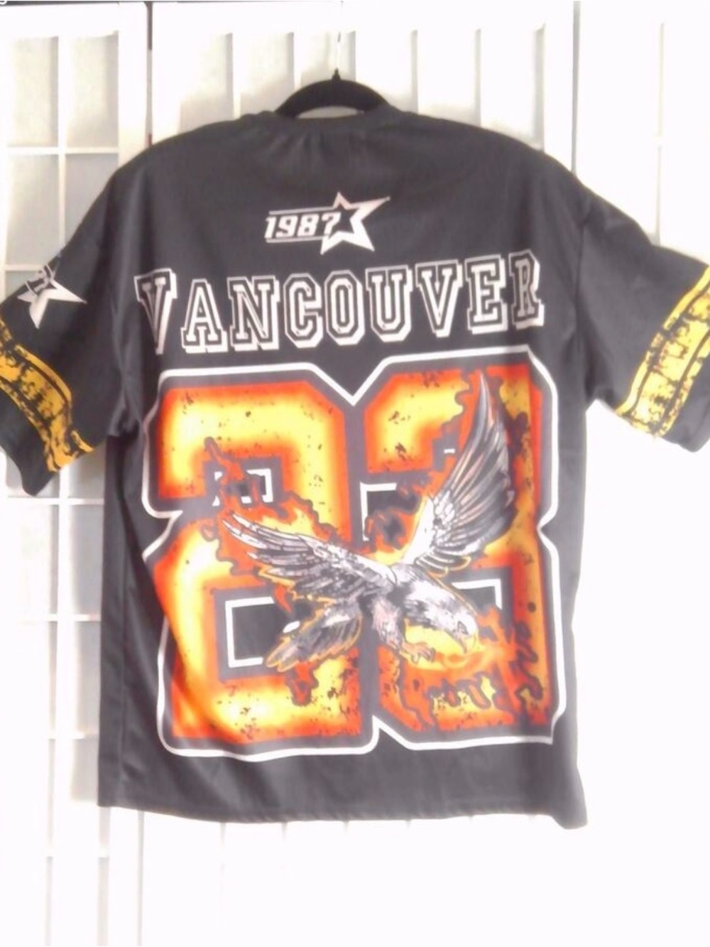 ROMWE Men's Vancouver 23 Eagle Flame Graphic Jersey T-Shirt Mesh Black Size S